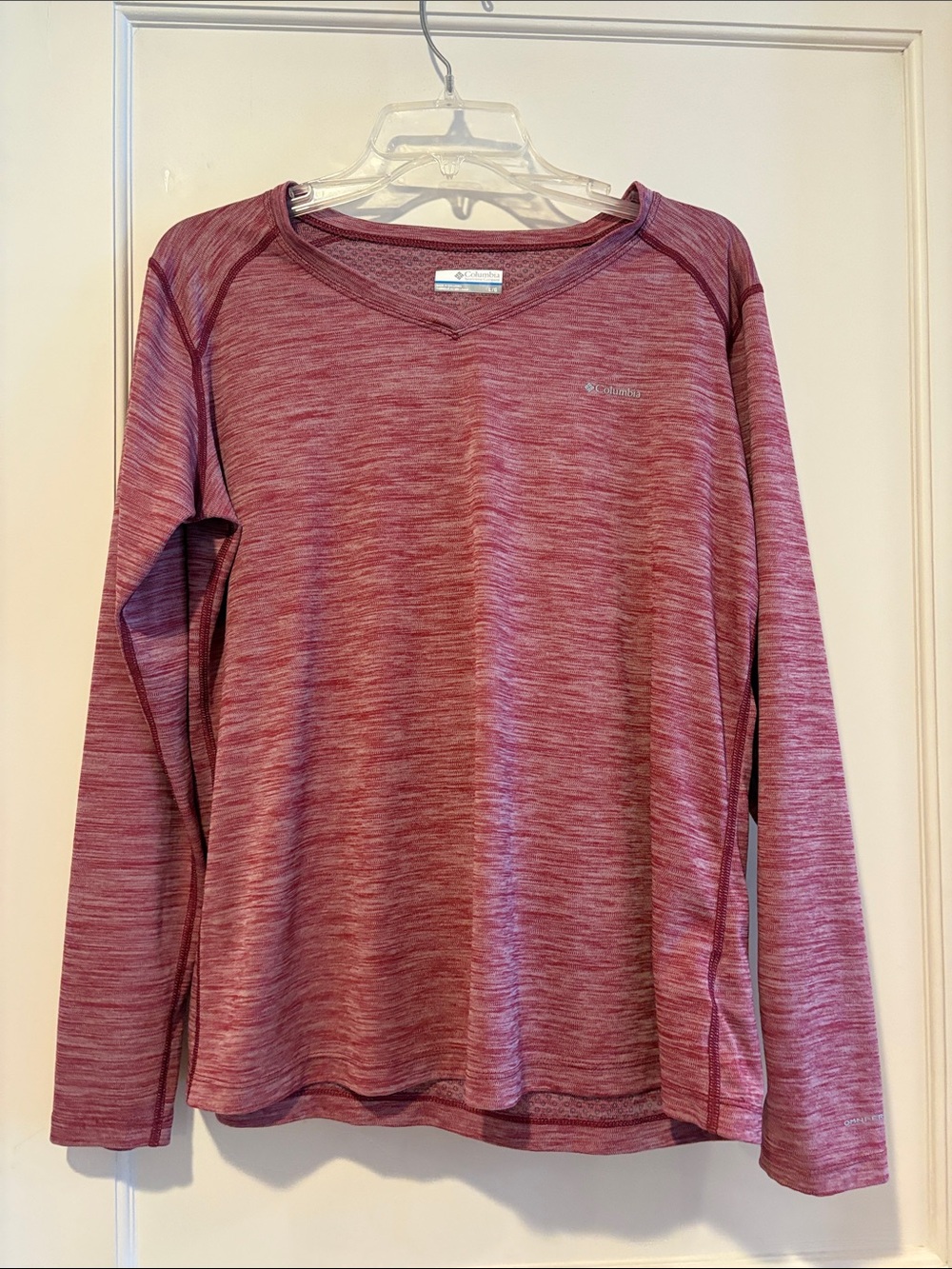 Columbia Women's Heathered Rose Long-Sleeve Performance Tee